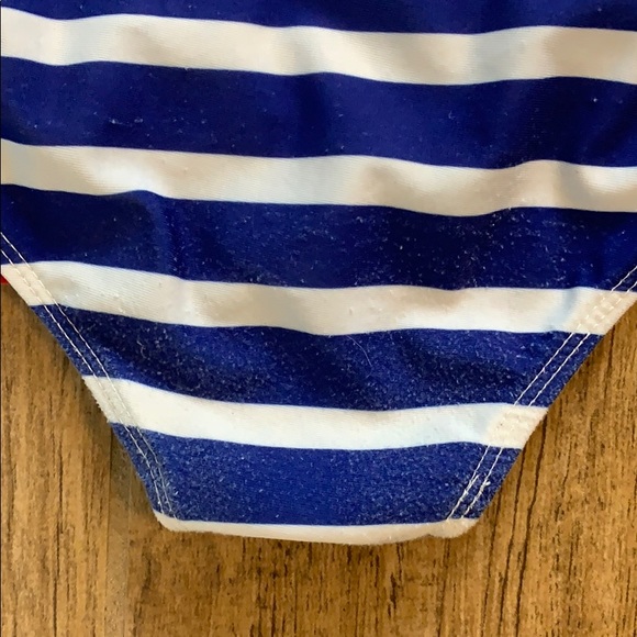 Minnie Mouse swimsuit - Picture 4 of 4